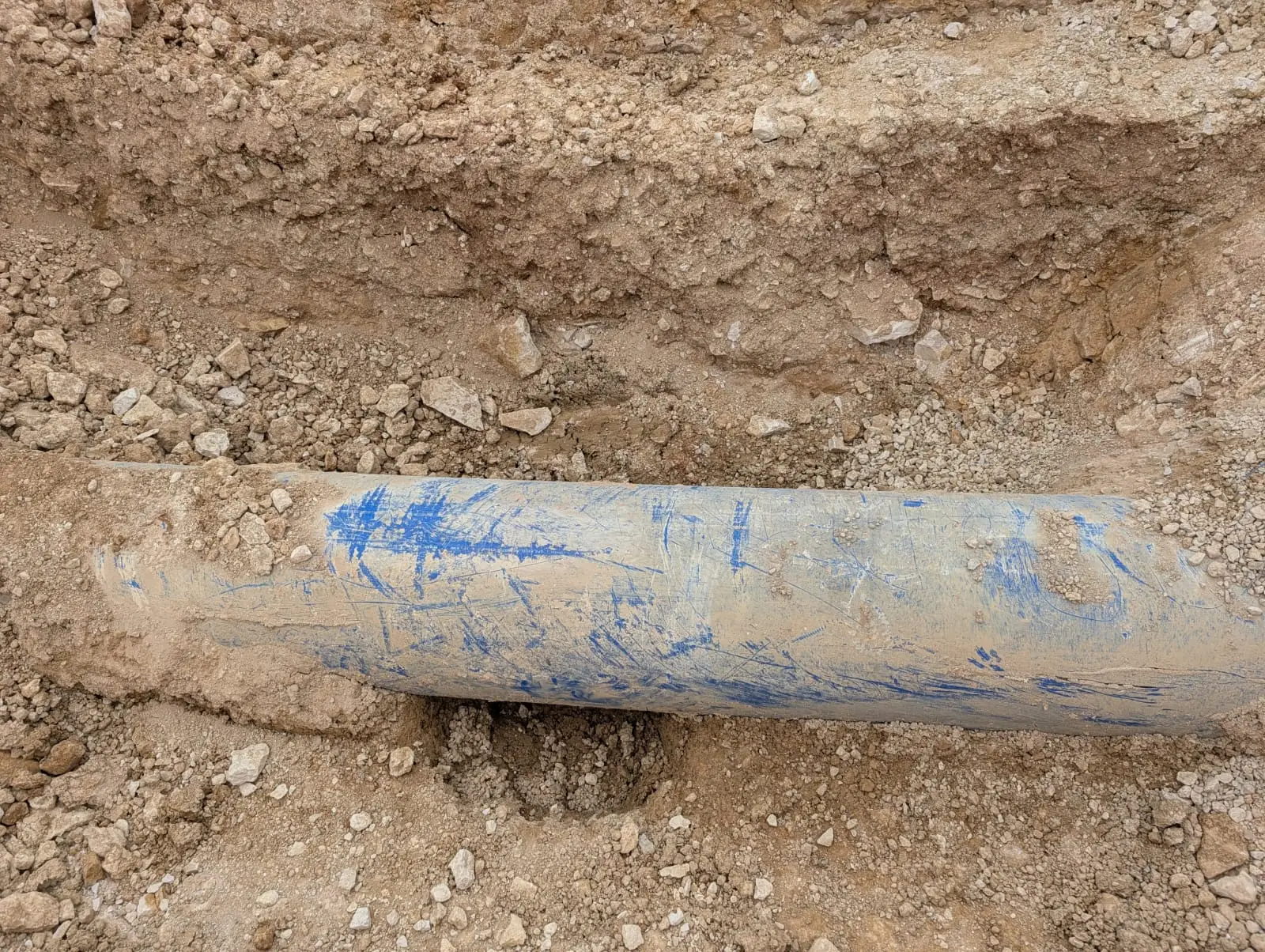 Exposed trunk water main